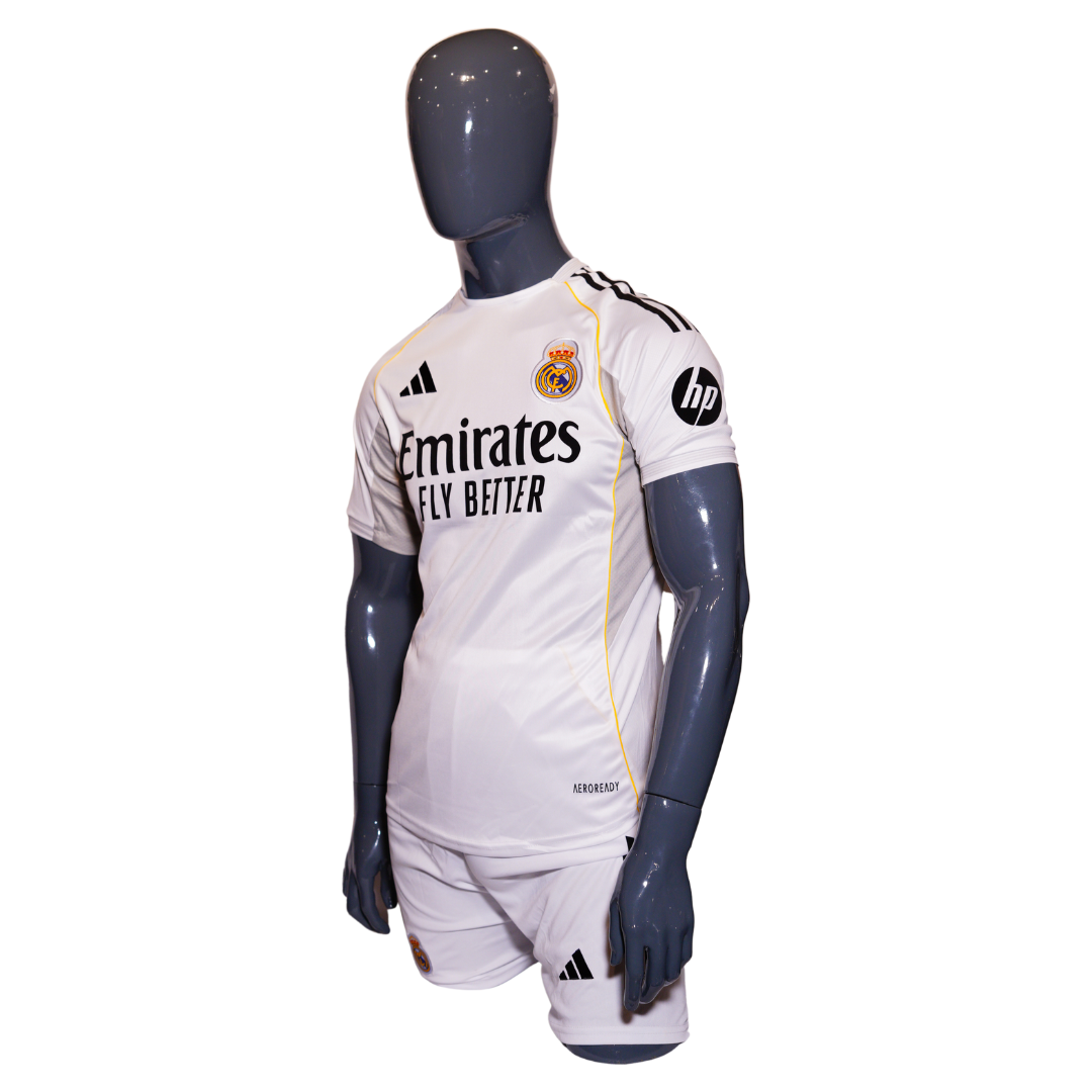 ADIDAS MBAPPE REAL MARDID FOOTBALL KIT ADULTS OR 25-26